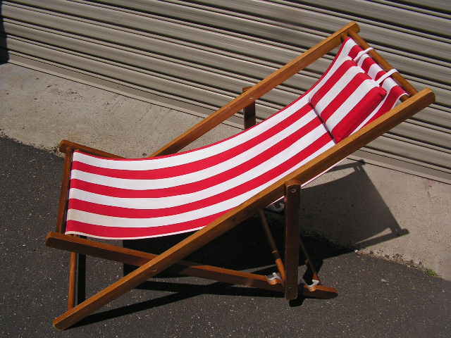 CHAIR, Deck Chair - Red & White, Dark Timber Frame